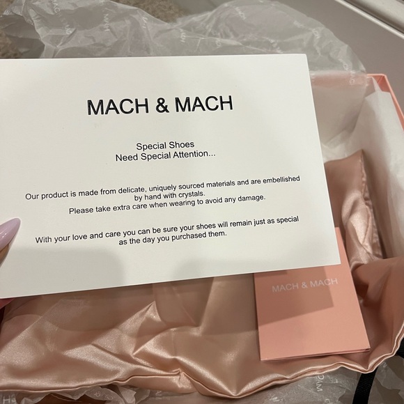 MACH & MACH 💕 - Picture 6 of 7